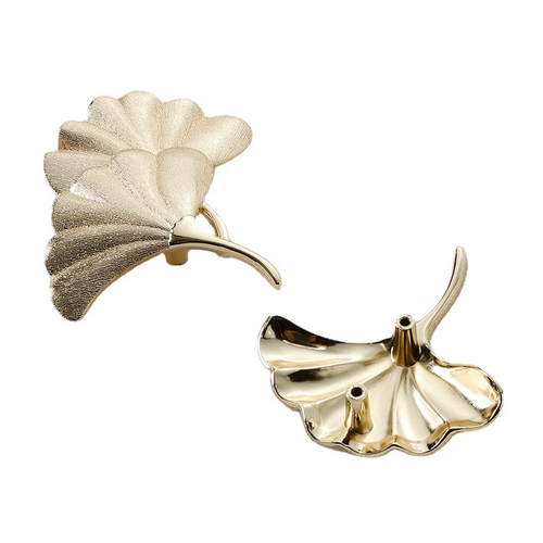 Leaf Shaped Pulls