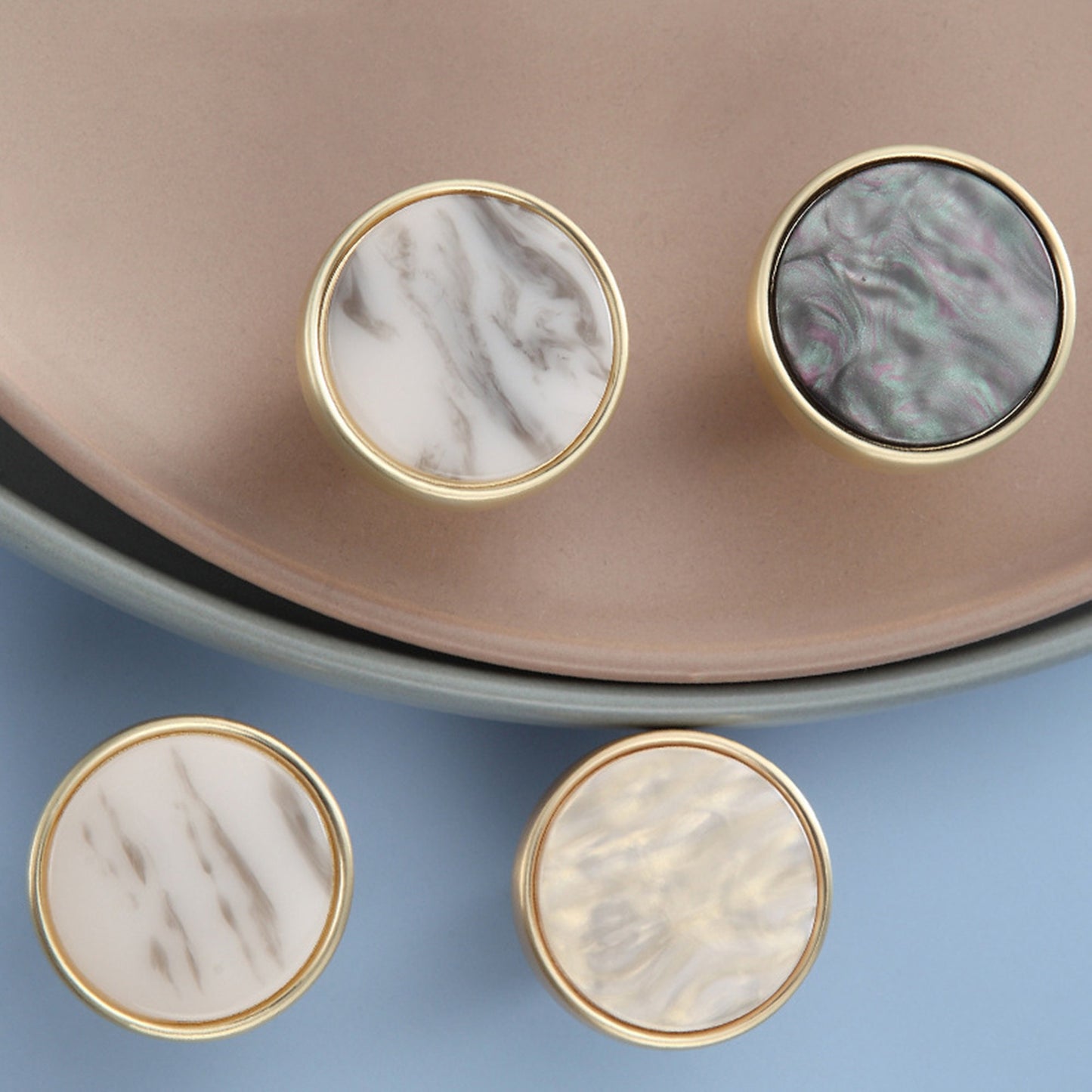 Brushed Brass Dresser Knobs，Zinc Alloy Drawer Knobs，Dresser Knobs with Screws，Pulls Handles for Kitchen Wardrobe Cupboard