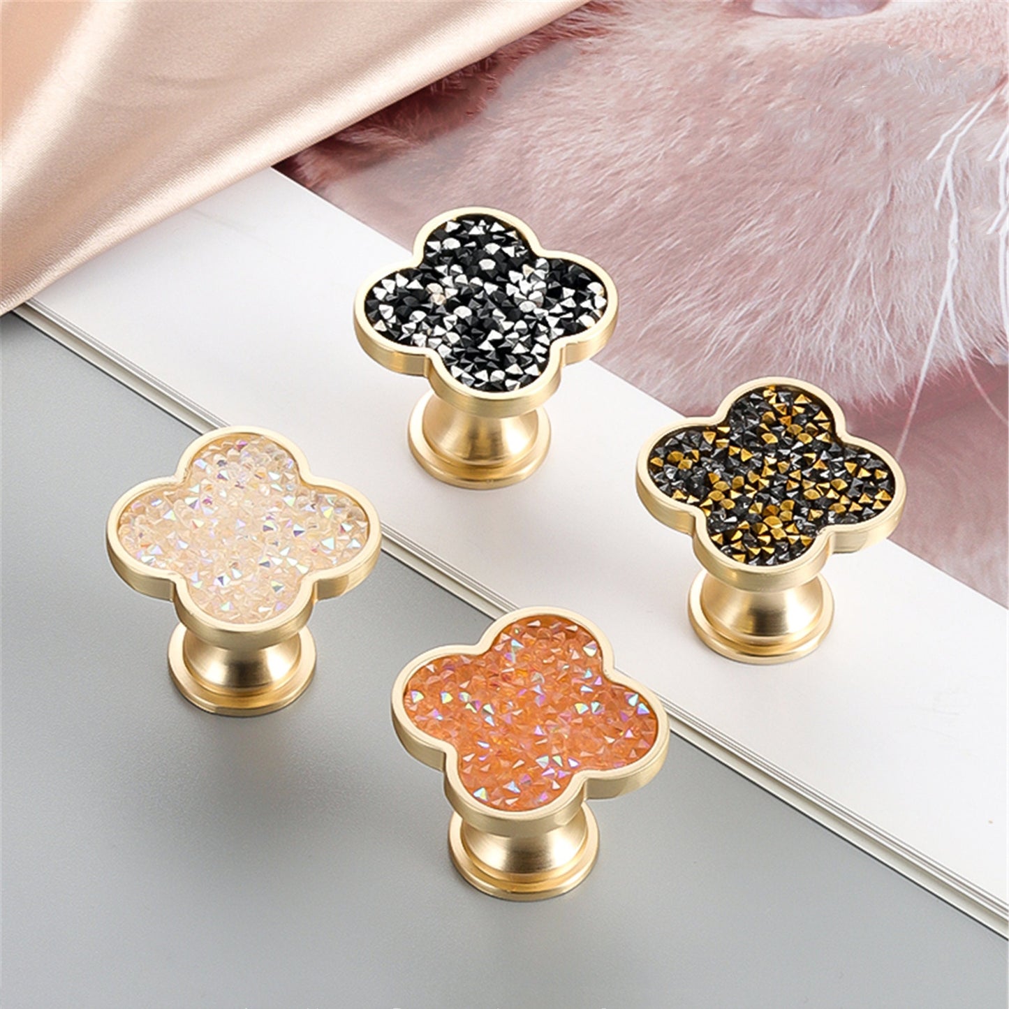 Four Leaf Clover Knobs，Zinc Alloy Cabinet Door Knobs，1.25"(32mm) Brass Door Knobs for Modern Home Décor (Four Leaf Clover-Diamond Series)