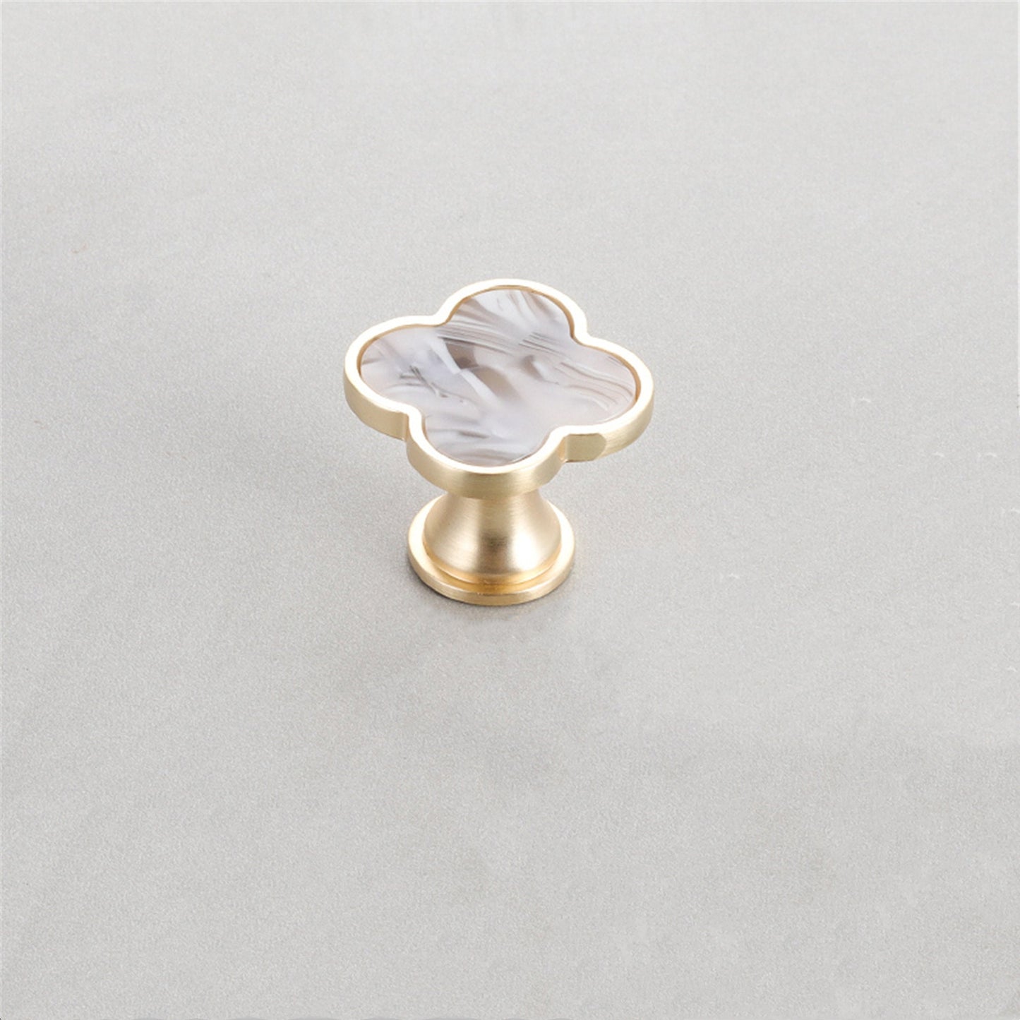 Four Leaf Clover Shape T Knobs, Zinc Alloy Round Knobs, 1.25"(32mm) Brass Door Knobs for Home, Kitchen, Bathroom, Office and More